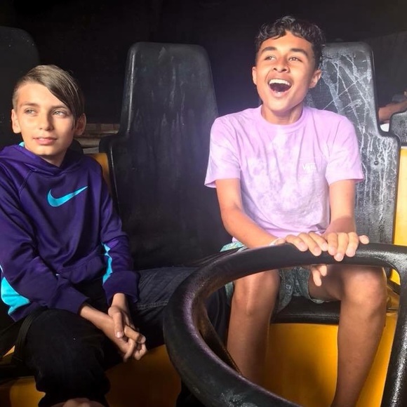 Meet your Posher, Adrienne - Picture 6 of 8